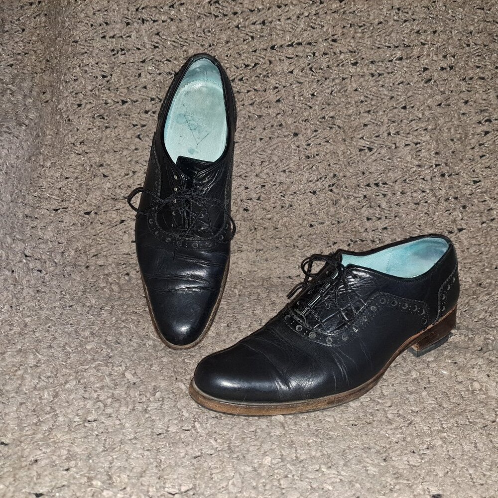 JOHN FLUEVOG-837 Granville-Black Leather Brogue Oxford-Sz 8-Very Good-Resoled
